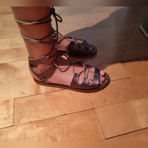 Kammi laced up leather sandals made in Italy - Picture 2 of 10